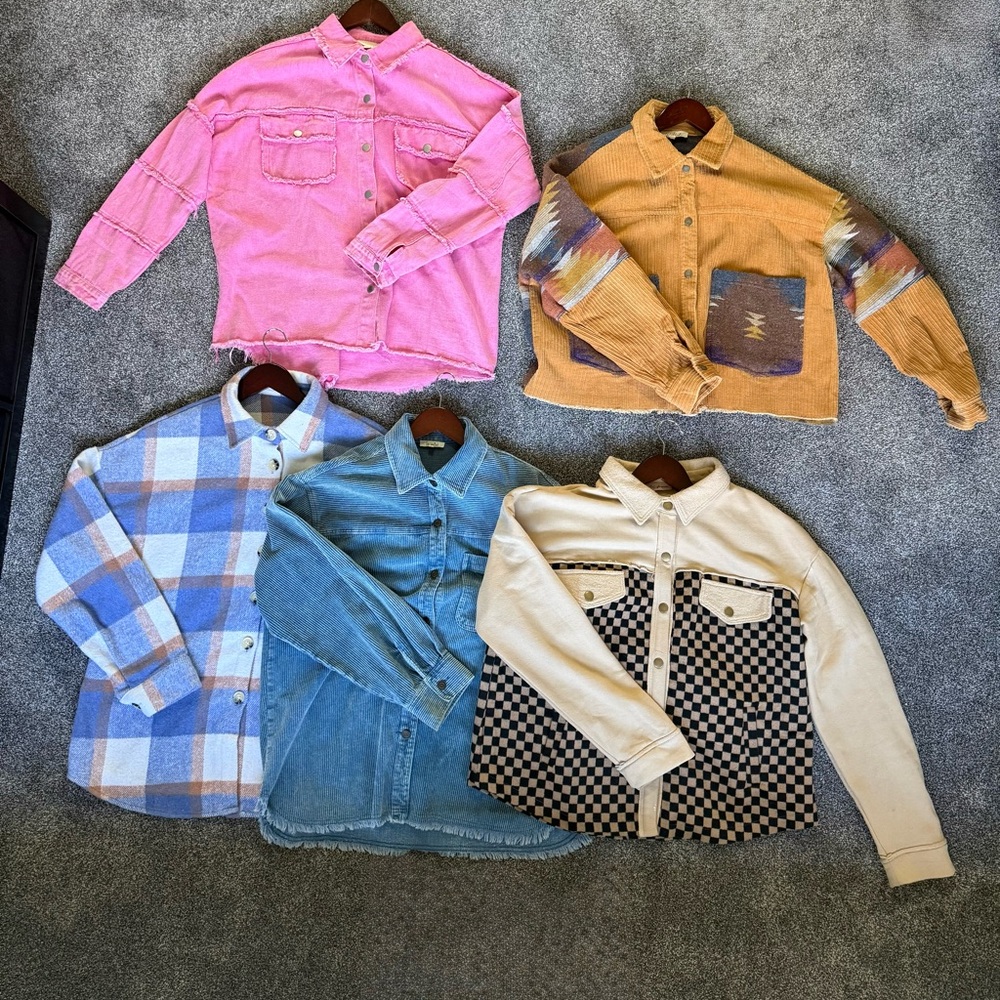 5 Shackets/$80 - Women’s Large